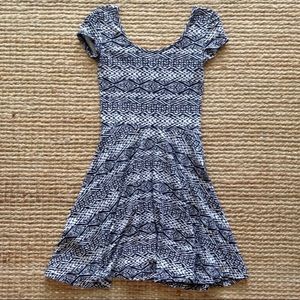 Aeropostale Dresses - Aeropostale Black White Tribal Print Skater Dress Aeropostale Dresses - Aeropostale Black White Tribal Print Skater Dress